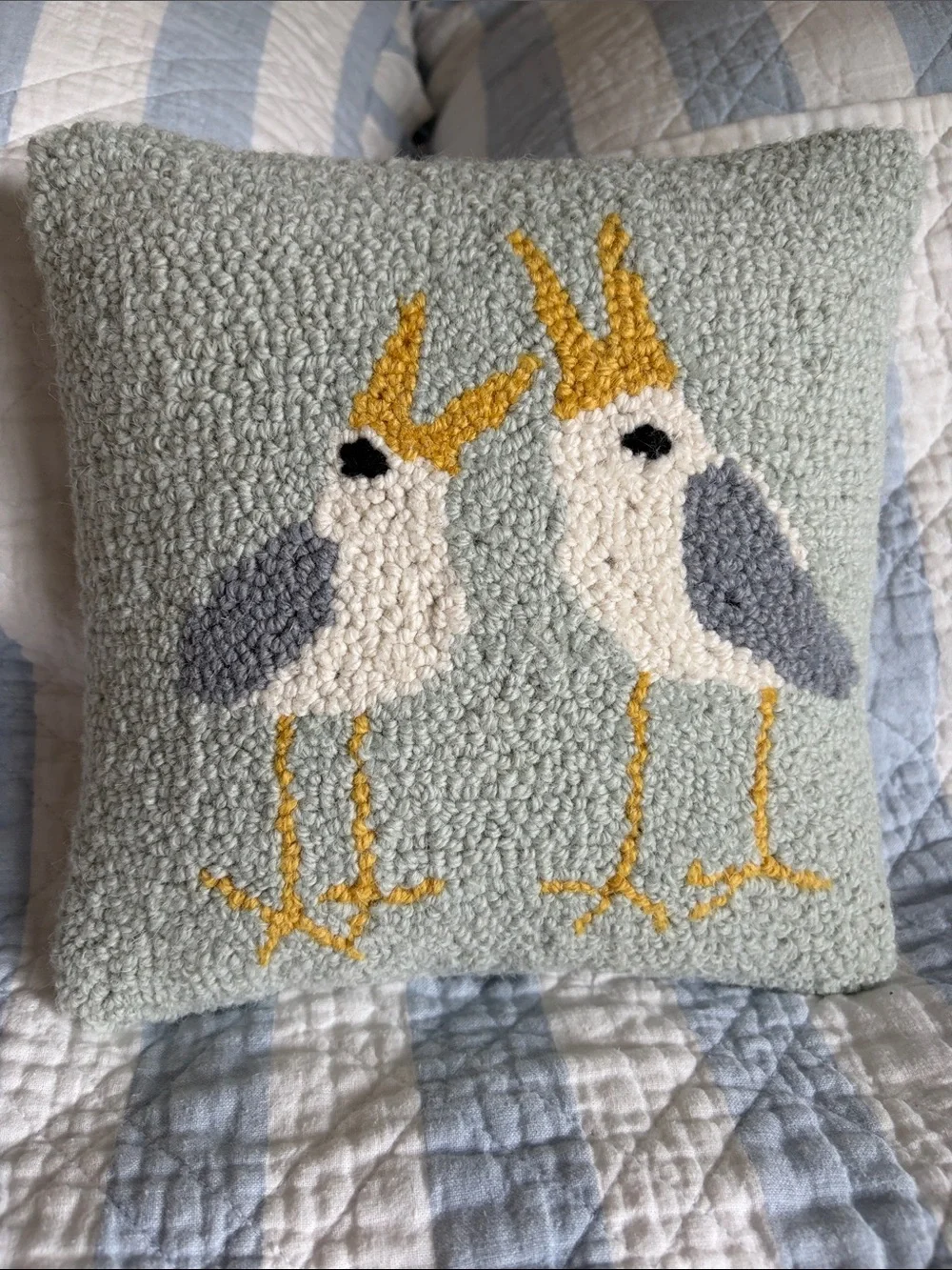 Seagull accent pillow